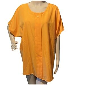 ➕💰BOGO FREE NWT Bentley Ladies’ Top